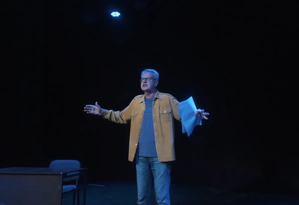 Довлатов (Драматический театр им. Пушкина)