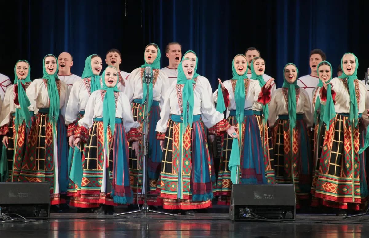 Хор им. Пятницкого (БКЗ «Октябрьский»)