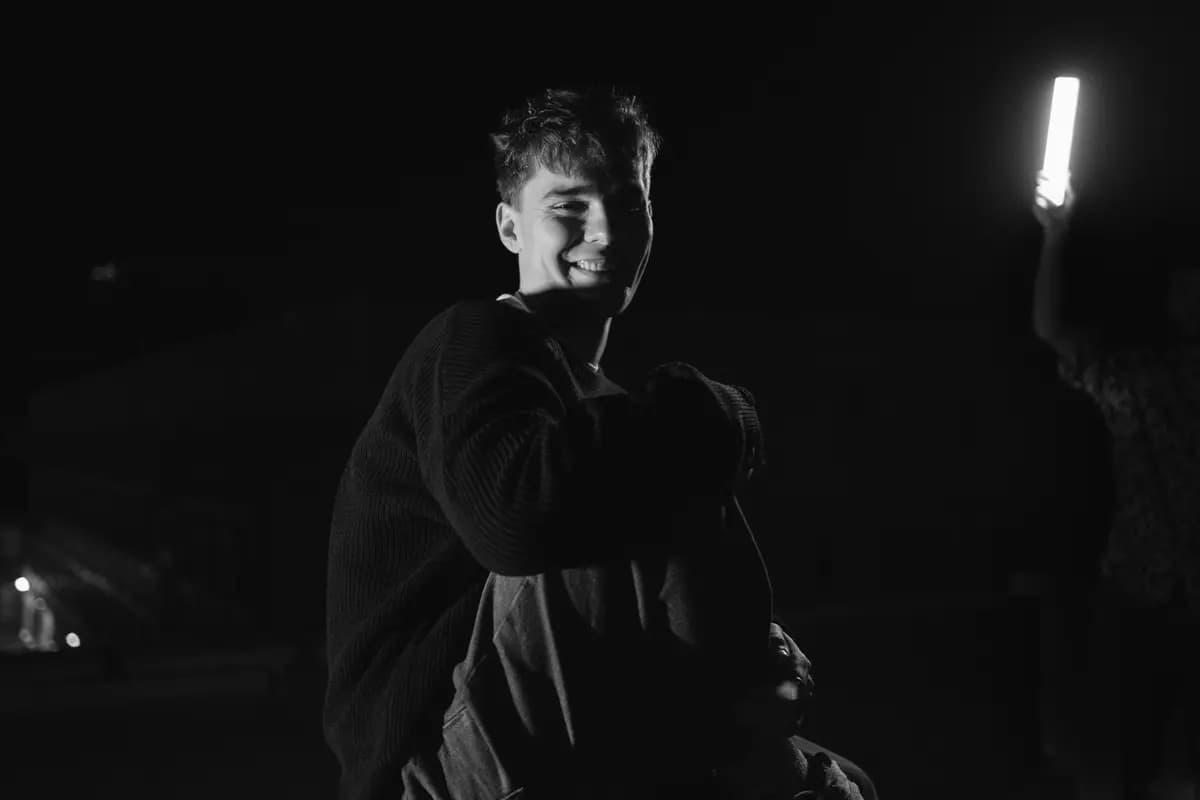 Странное исполнение (Pravda)