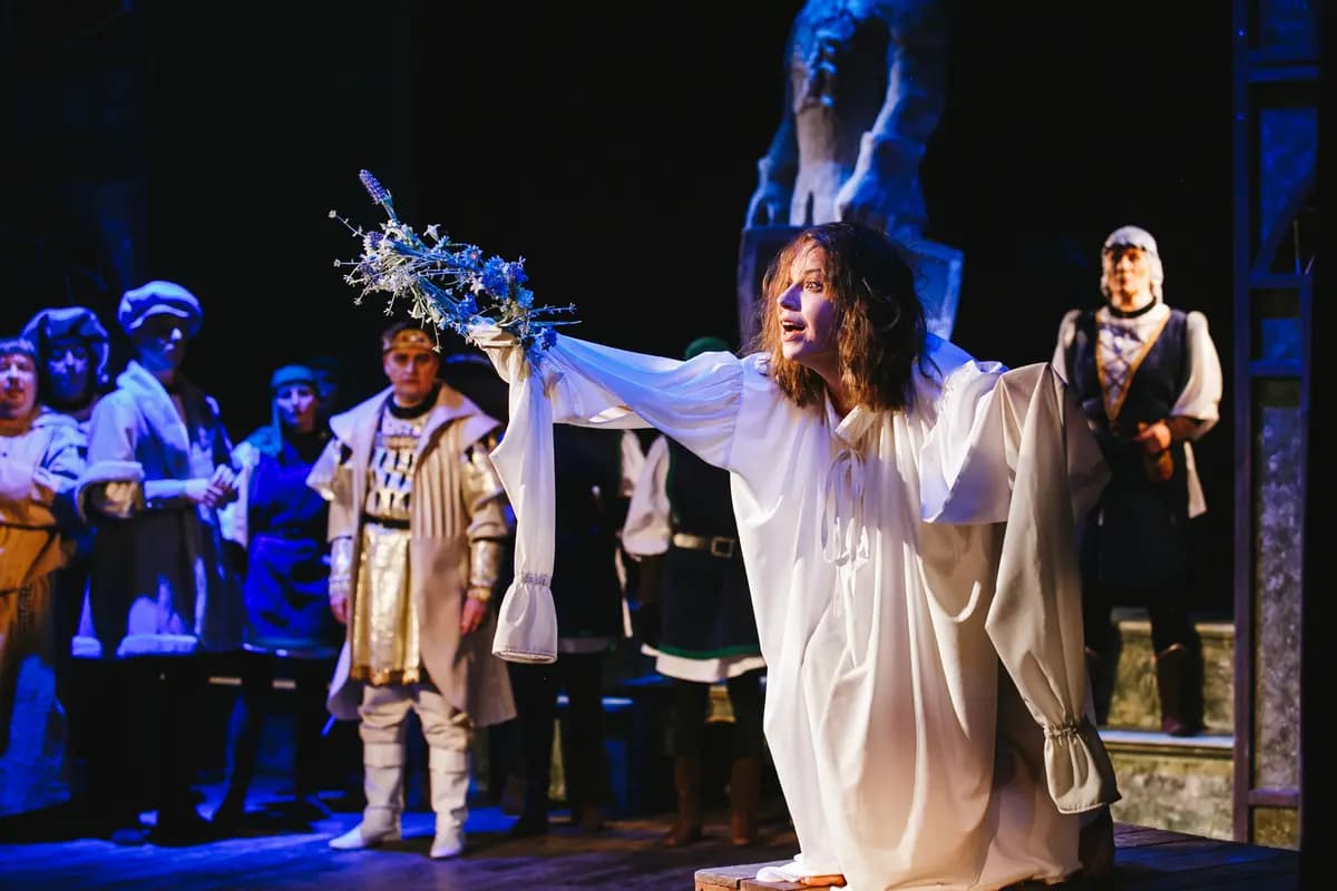 Трагическая история Гамлета, принца датского (Вера)