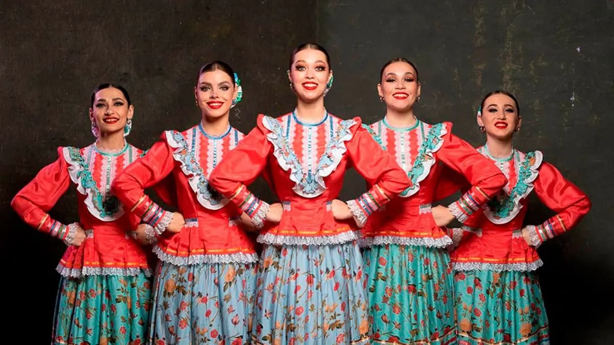 Танцуй и пой, казак лихой! (ДК «Руслан»)