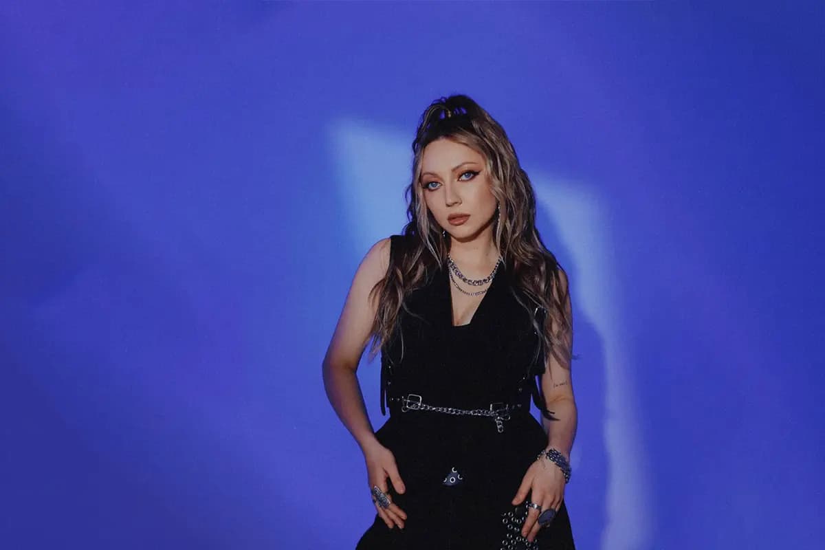 АИЛИ (Мумий Тролль Music Bar)