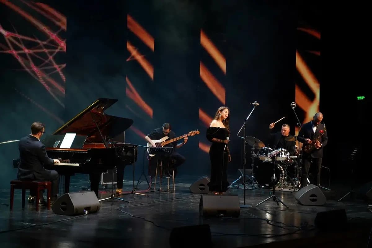 Регина Каргина и Джазовый квартет (Джаз-клуб Игоря Бутмана)