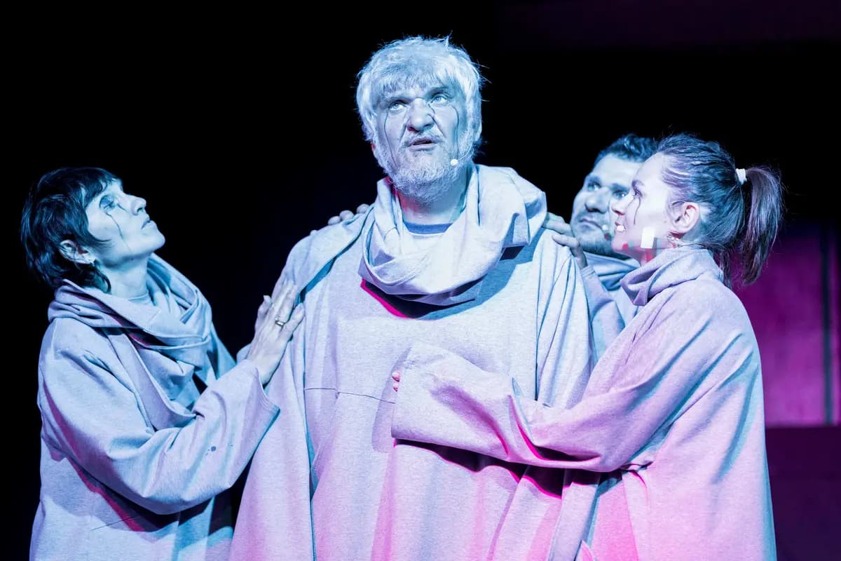 Лавина (Город)