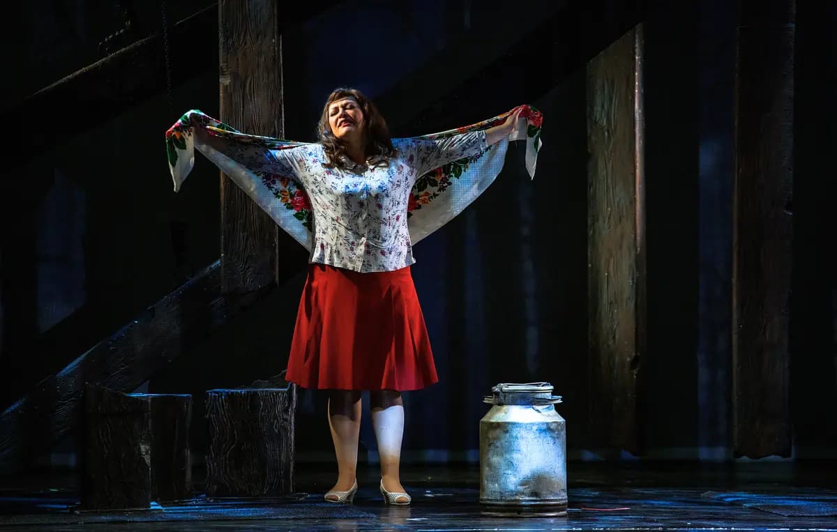 Не только любовь (Санктъ-Петербургъ Опера)