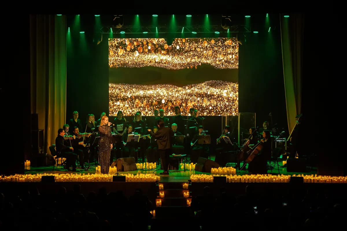 Neo Classic Orchestra и хор. Идеальное свидание. 3000 свечей (Филармония)