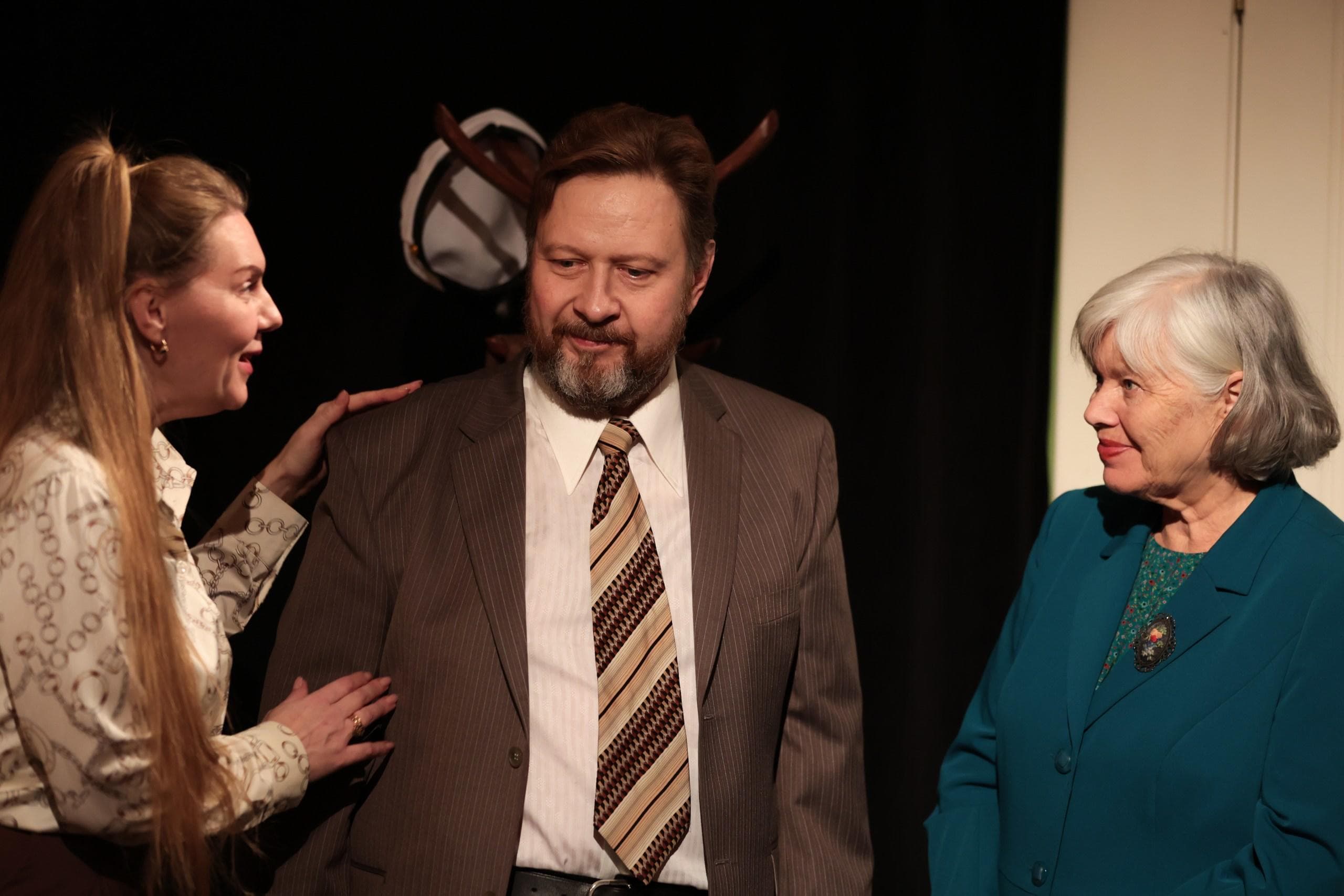 Ретро (Драматический театр)