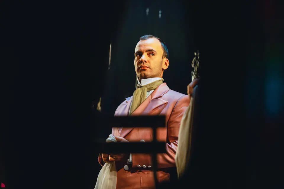 Дама с собачкой (Камерный театр Музея писателей Урала)