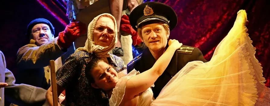 Оптимистическая трагедия (Коляда-театр)