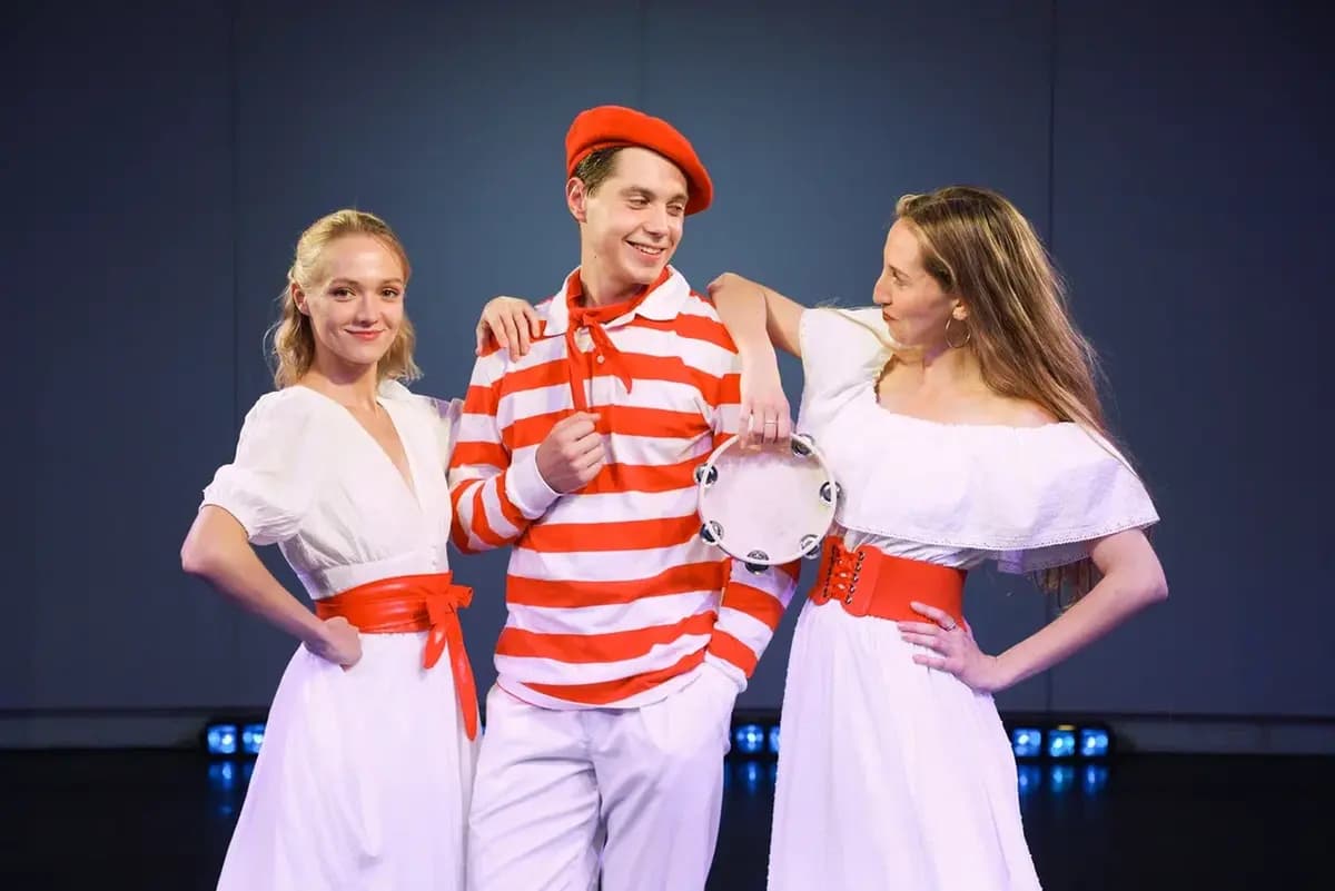 Скапен. Неаполитанская комедия (МОСТ)