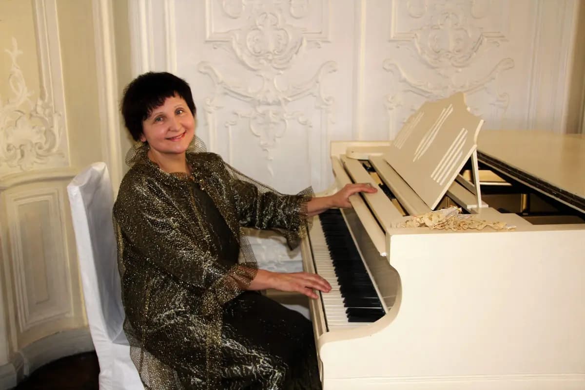 Пять новелл о любви (Муниципальный концертный зал)