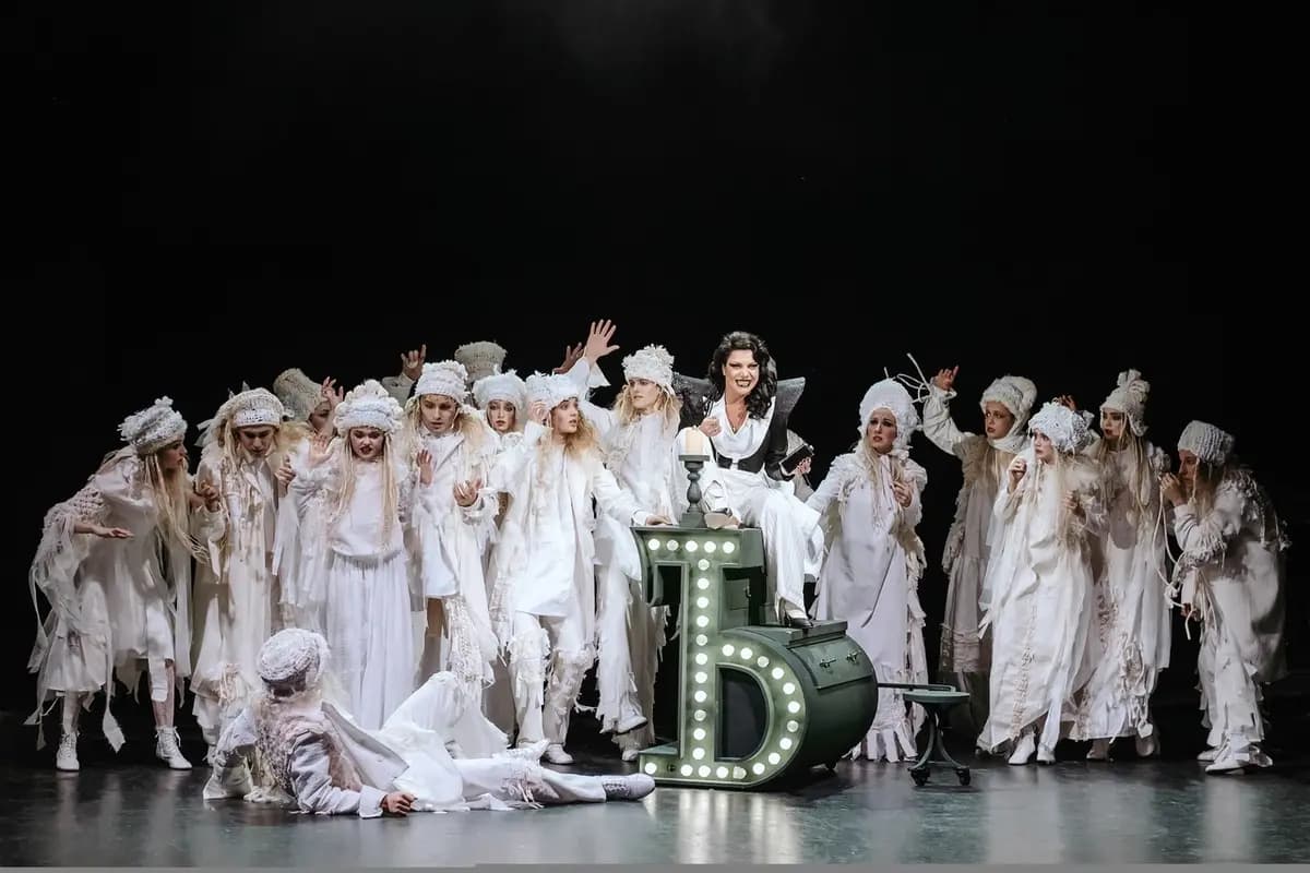 Свадьба Кречинского (Малый театр)