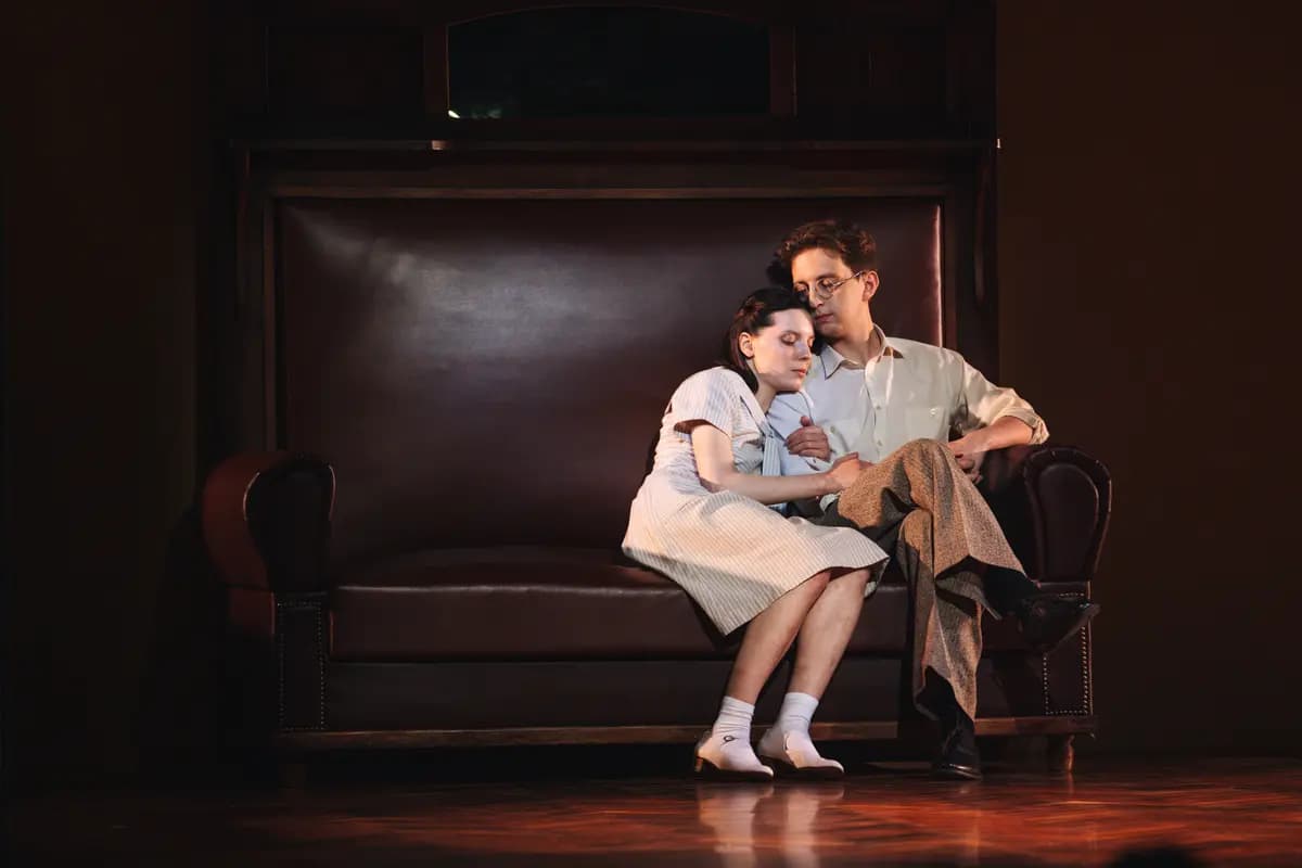 Вероника (Театр на Бронной)