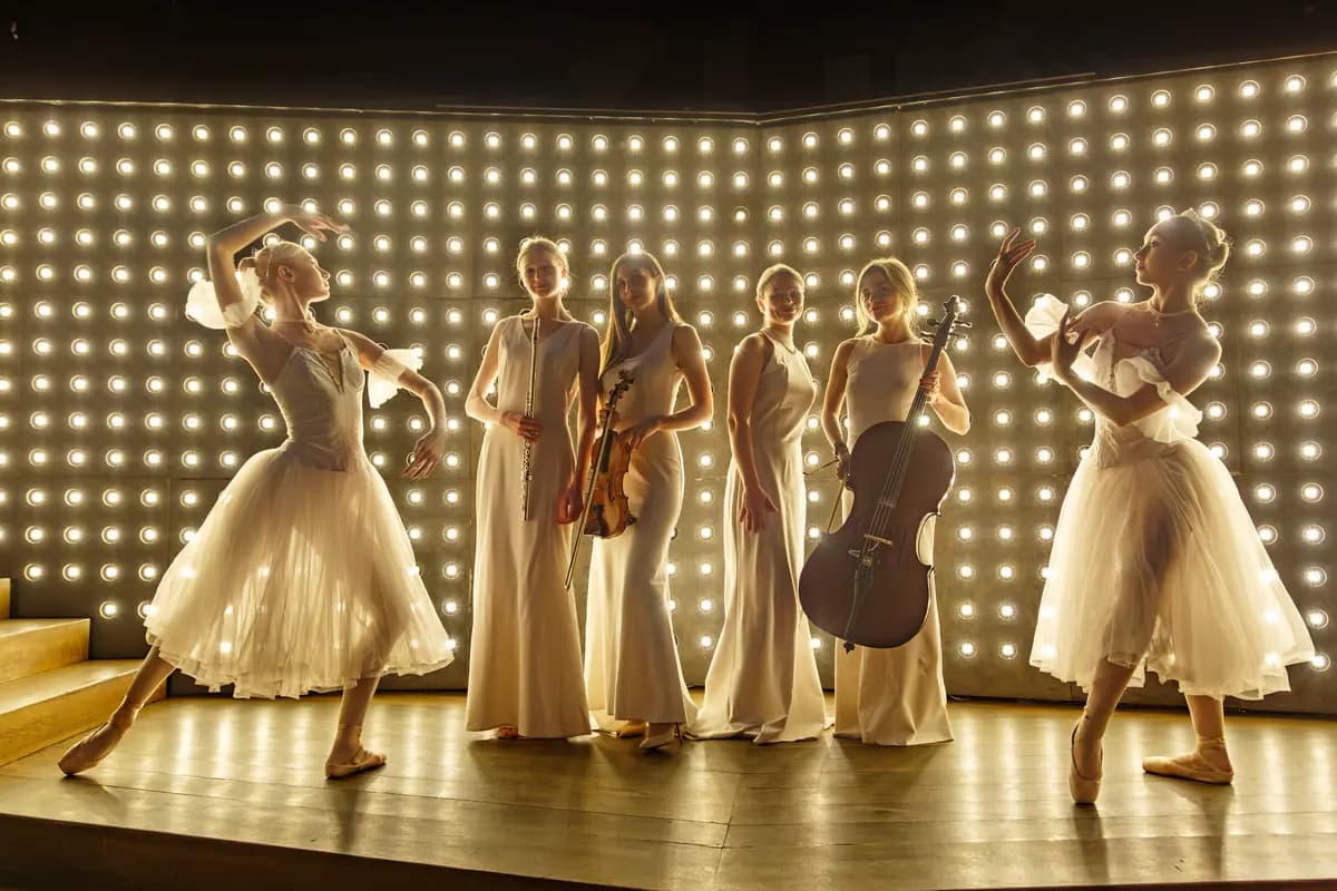 Чайковский (Крыша на Цветном)