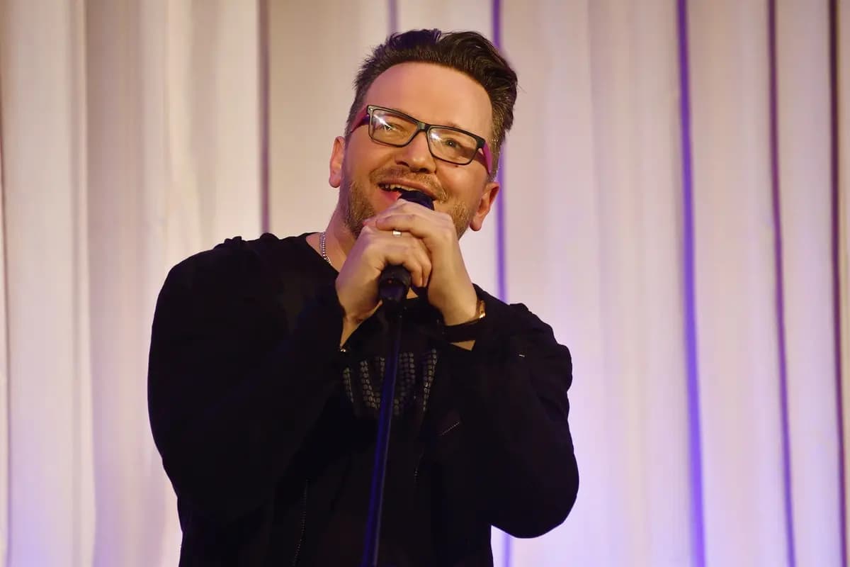 Стихи. Погружение (КДЦ «Октябрь»)