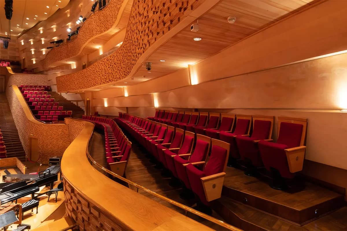 Брамс. Бетховен (Концертный зал Мариинского театра)