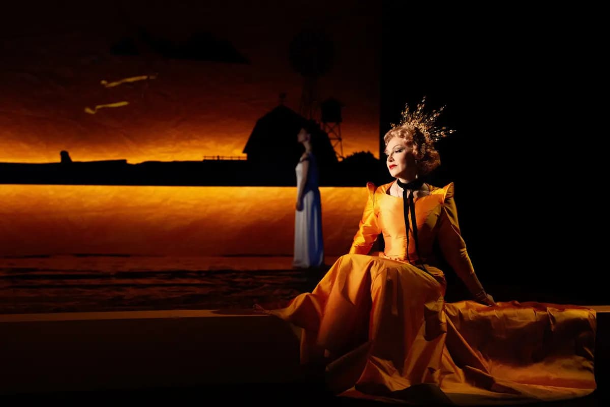 Говори со мной (Театр Вахтангова)