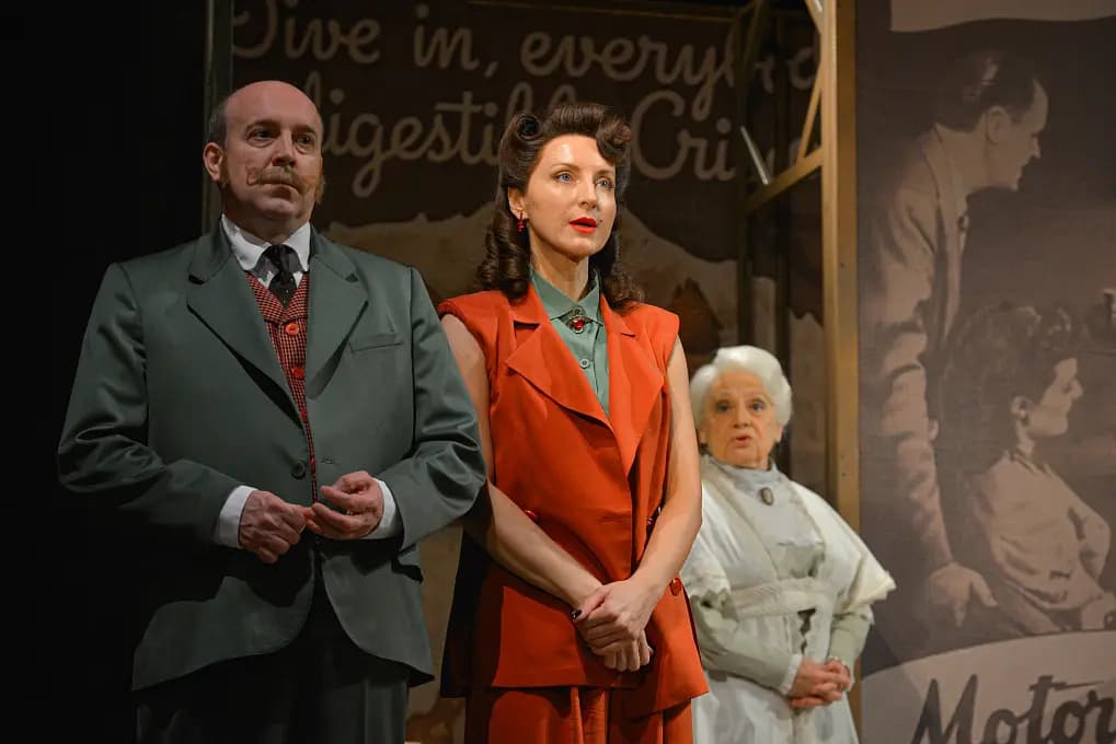 Дальше — тишина (Театр драмы)