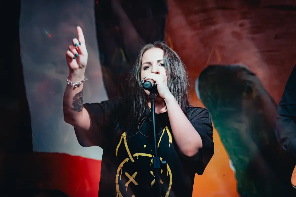 Мёртвые осы (Glastonberry)