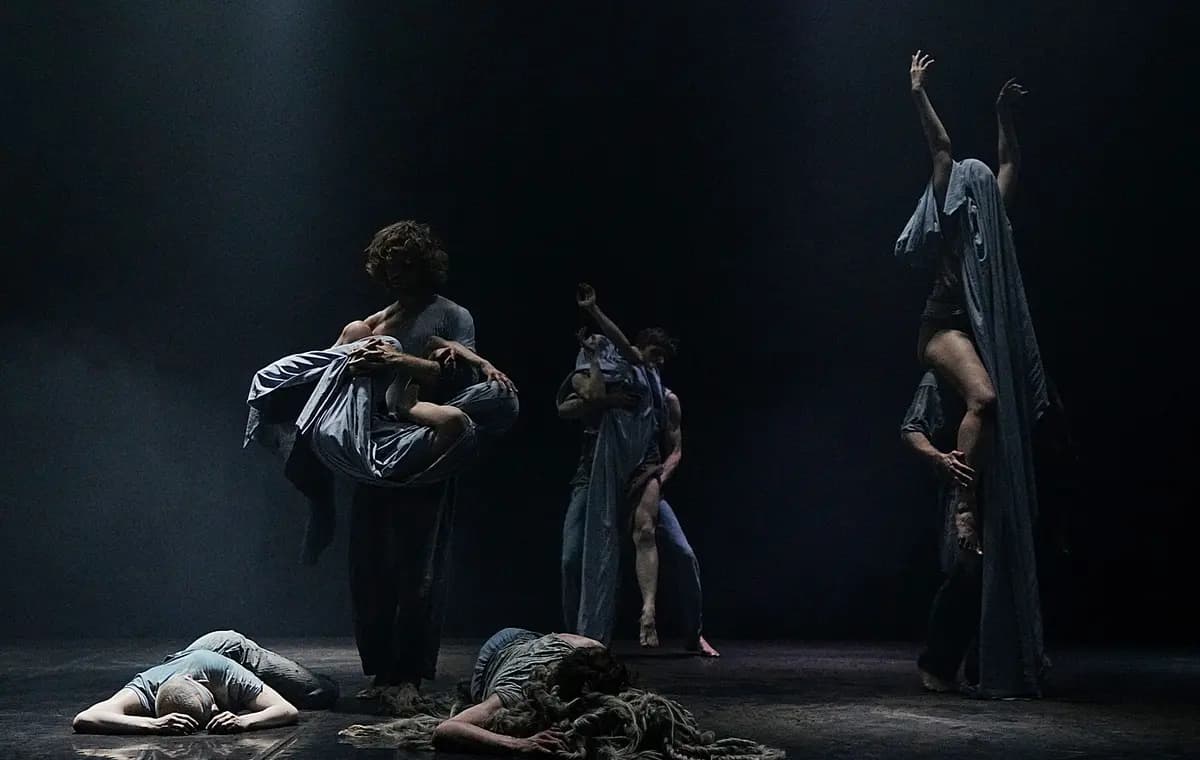 Улей (Провинциальные танцы)