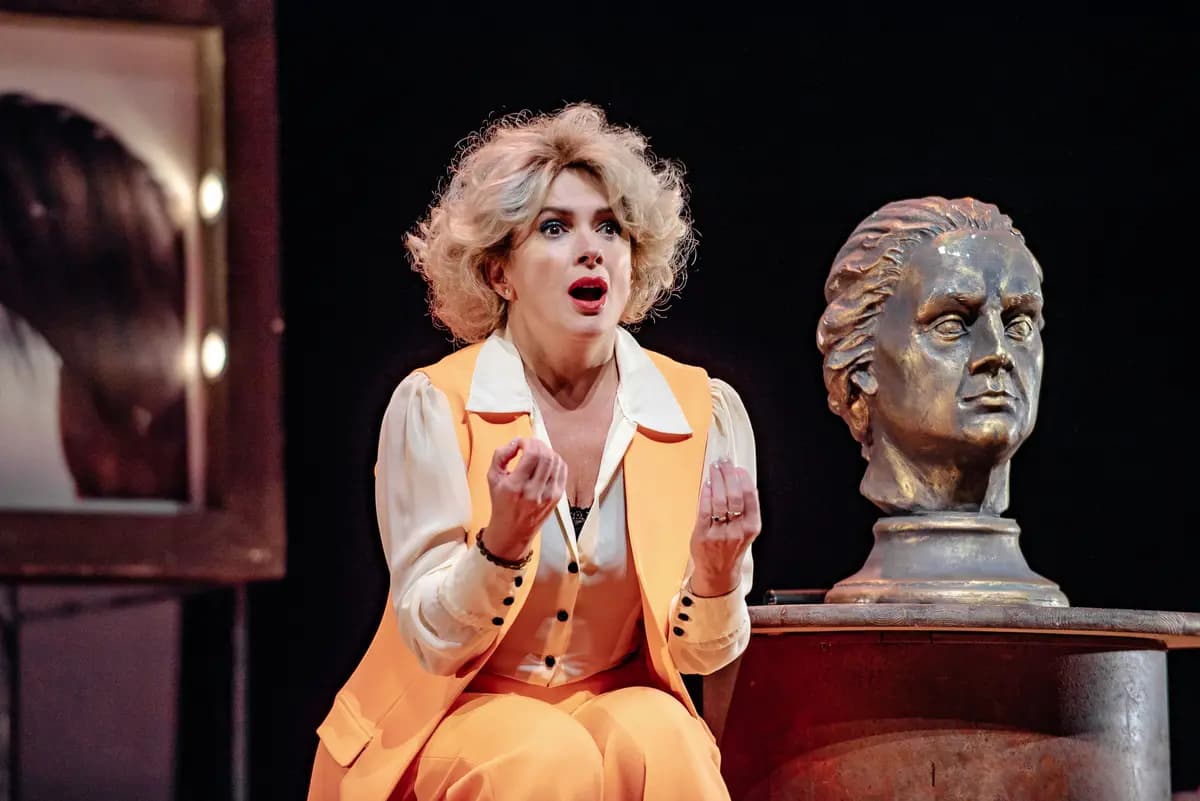 Ищу мужа (ДК Комбайностроителей)