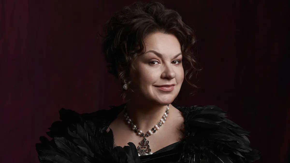 Олеся Петрова. Ещё раз о любви (Михайловский театр)