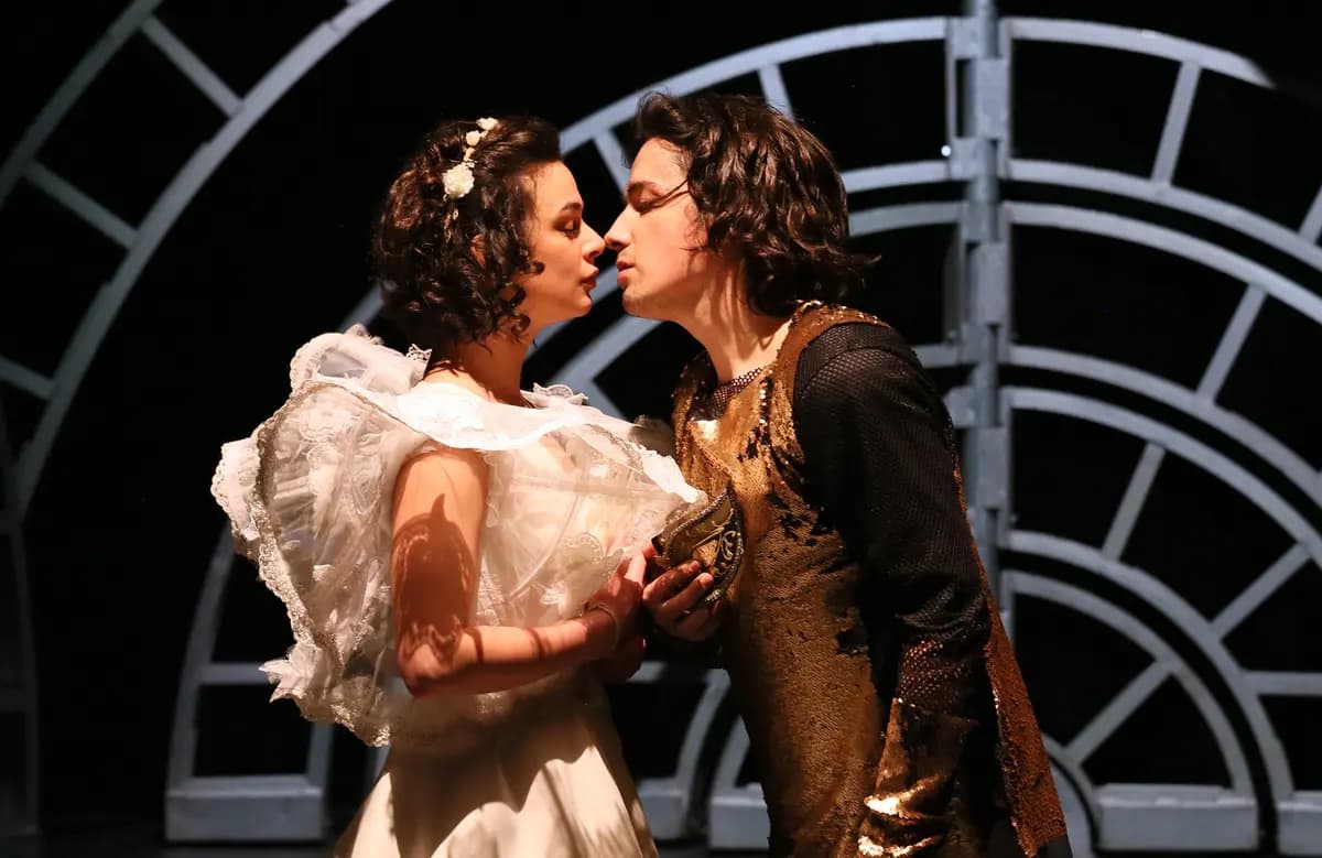 Ромео и Джульетта (У Никитских ворот)