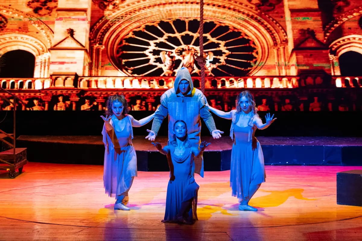 Мюзикл на чердаке (Поколение)