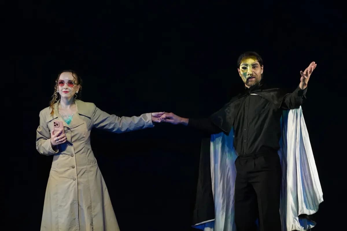 Империя оперы (Зазеркалье)