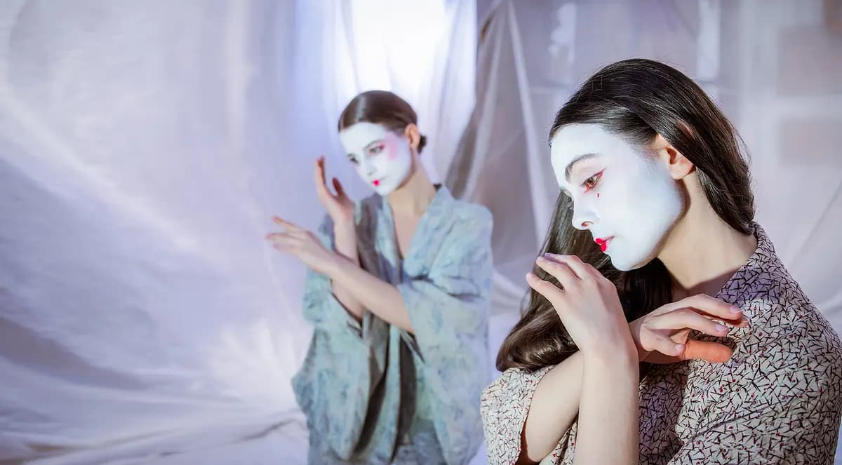 Пять женщин, предавшихся любви (Театр «Суббота»)