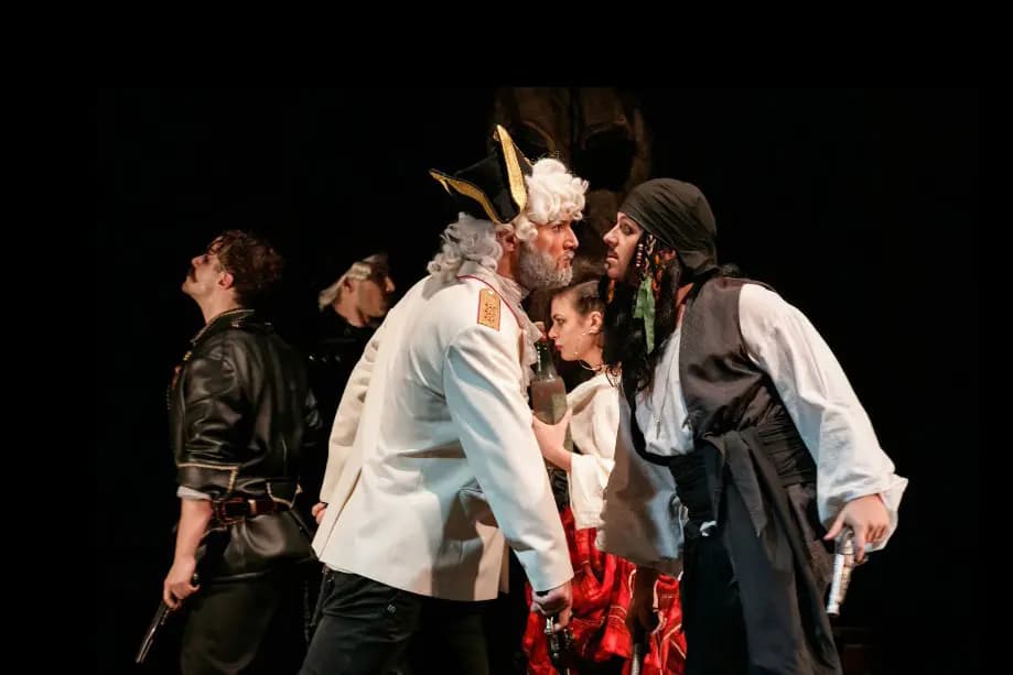 Остров сокровищ (У Никитских ворот)