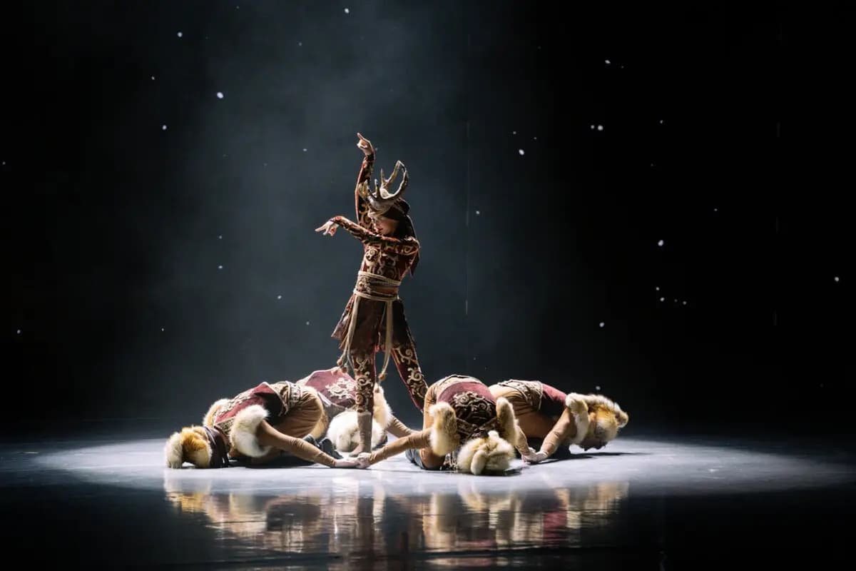 Новый взгляд. Красноярский государственный академический ансамбль танца Сибири им. Михаила Годенко (Филармония)