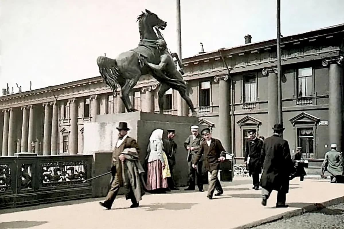 Салоны с историей: Нувеллистъ № 11. Удивительные истории Невского проспекта (Музей ностальгии)