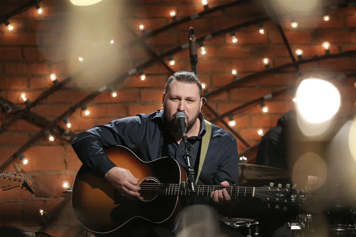 Павел Пиковский и Хьюго (Бродячая собака)