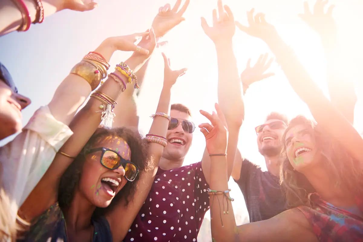 Антон тут рядом (Севкабель Порт)