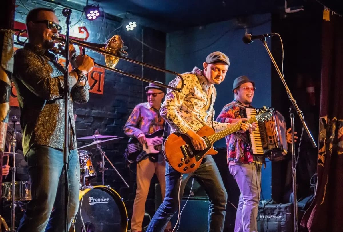 Оркестр «Рви меха». Авторский концерт (Бродячая собака)