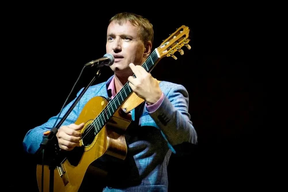 Роман Ланкин (Бродячая собака)