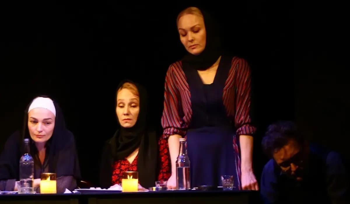 Вдовий пароход (Драматический театр им. Гончарова)