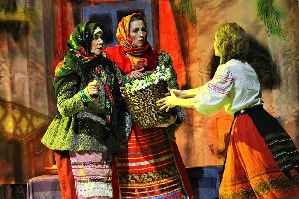 Двенадцать месяцев (Дом музыки)