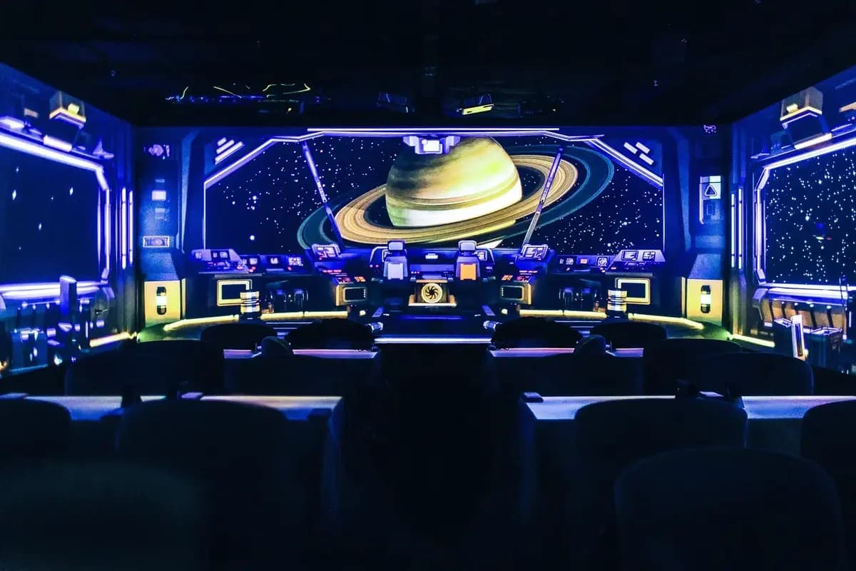 Дети в космосе (Svet)