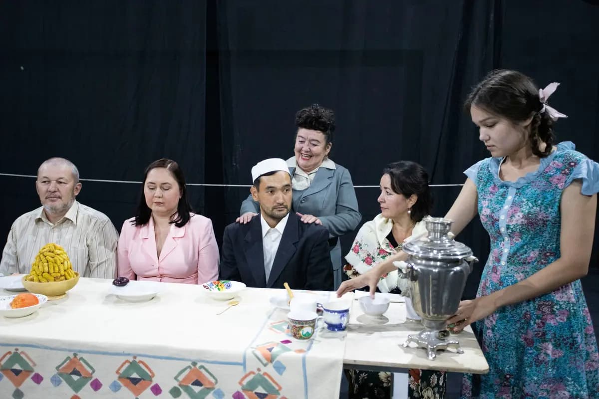 Сноха (Театр драмы им. Гафури)