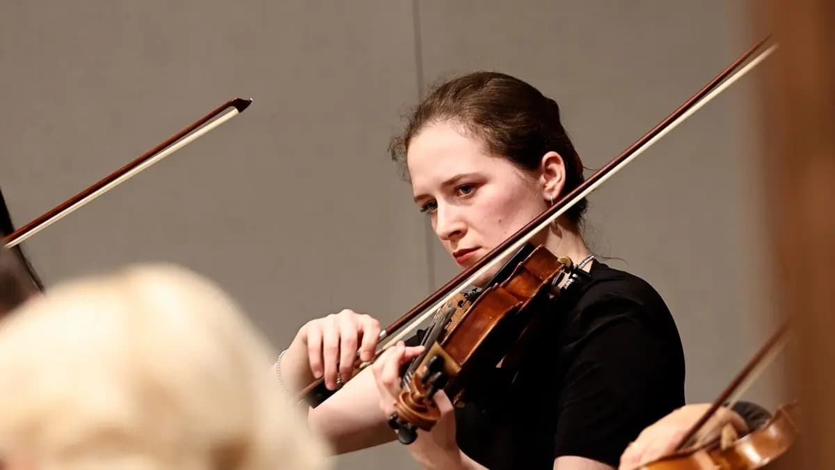 Соединяя музыкою поколенья (Дом музыки)