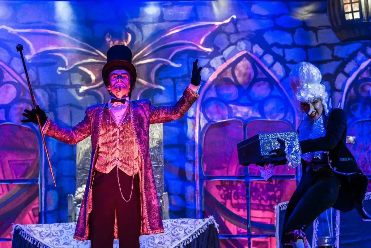 Проданный смех (ДК железнодорожников)