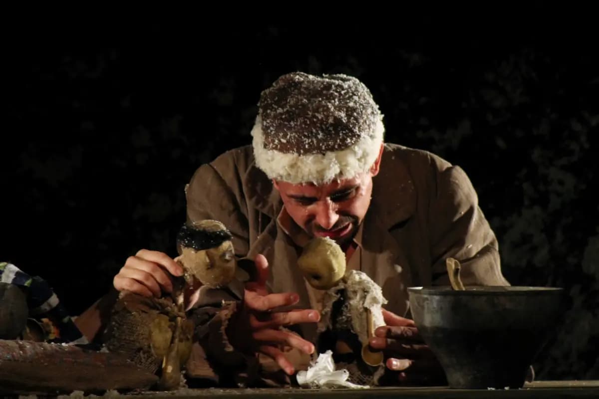 Адәмнәр / Люди (Экият)