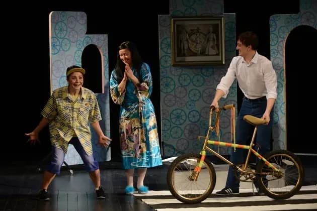 Петин день рождения (Татарский драматический театр им. Файзи)