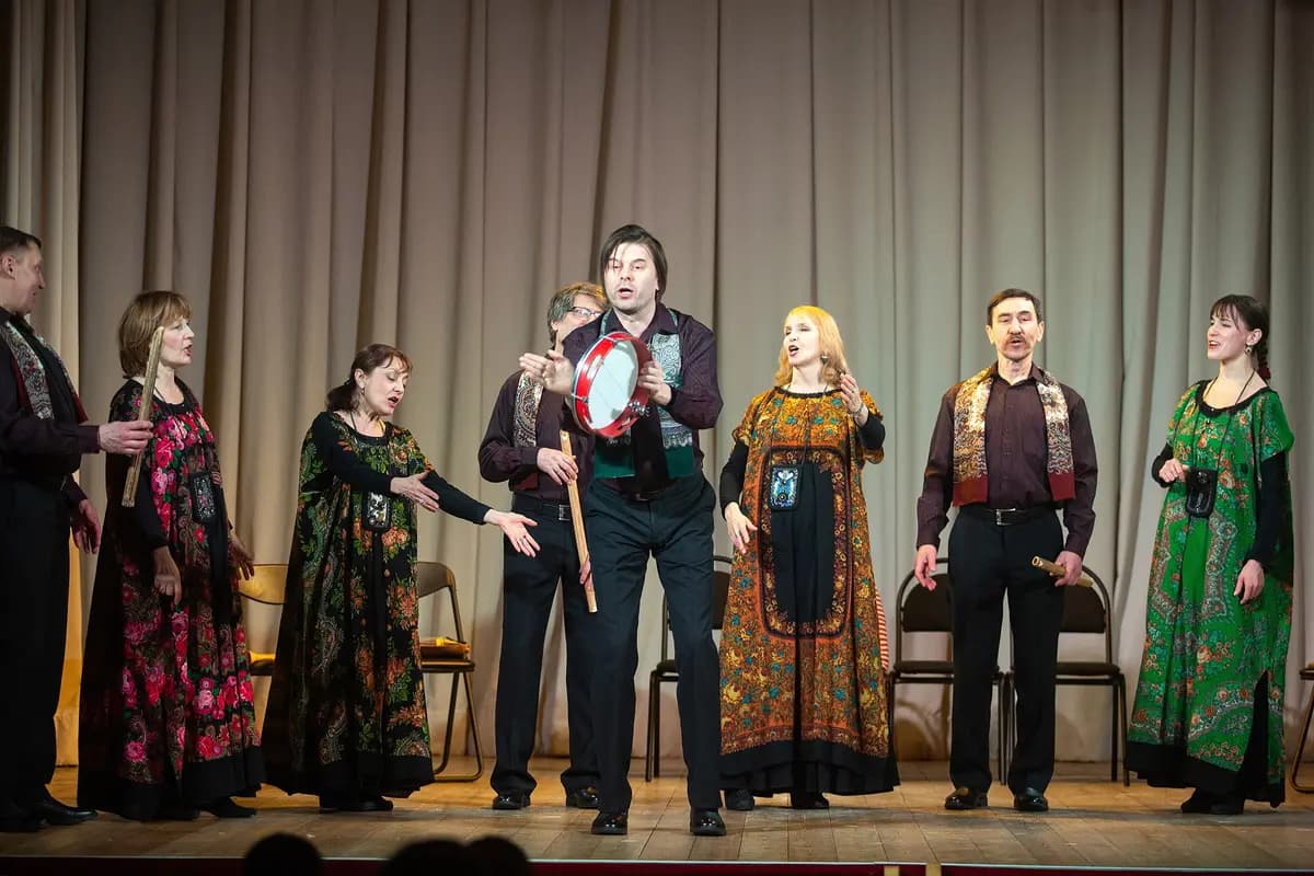 Лица России (Музыкальная квартира на Тверской)