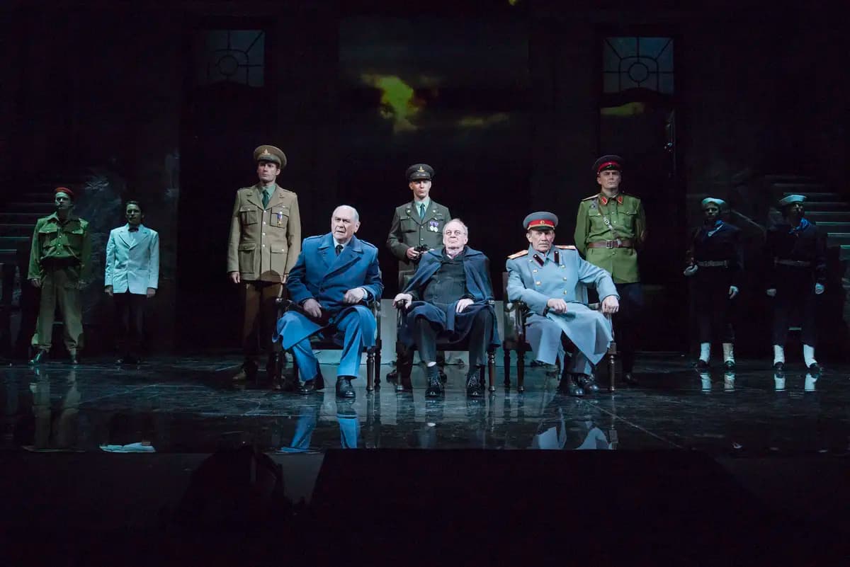 Большая тройка (Ялта-45) (Малый театр)