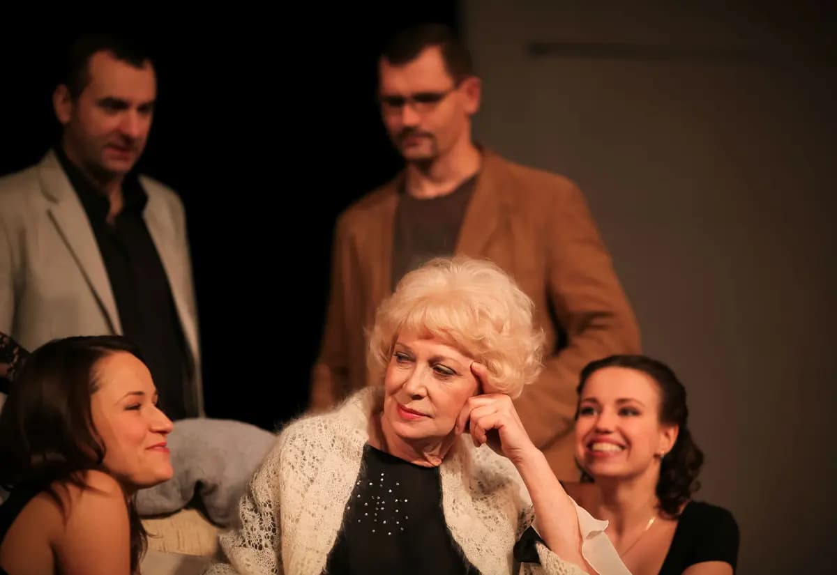 Вышел ангел из тумана... (Театр драмы им. Горького)