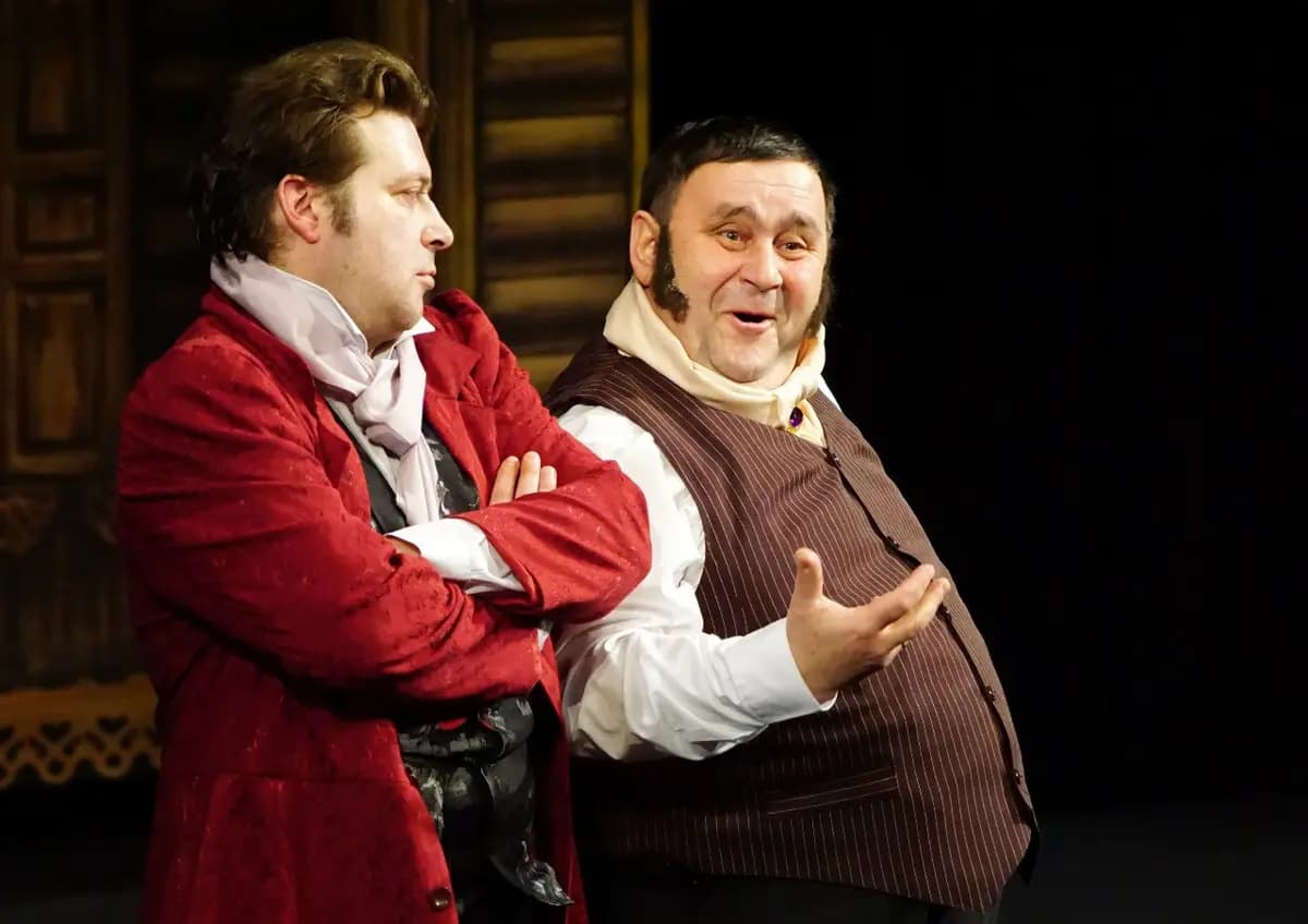 Мёртвые души (Русский драматический театр)