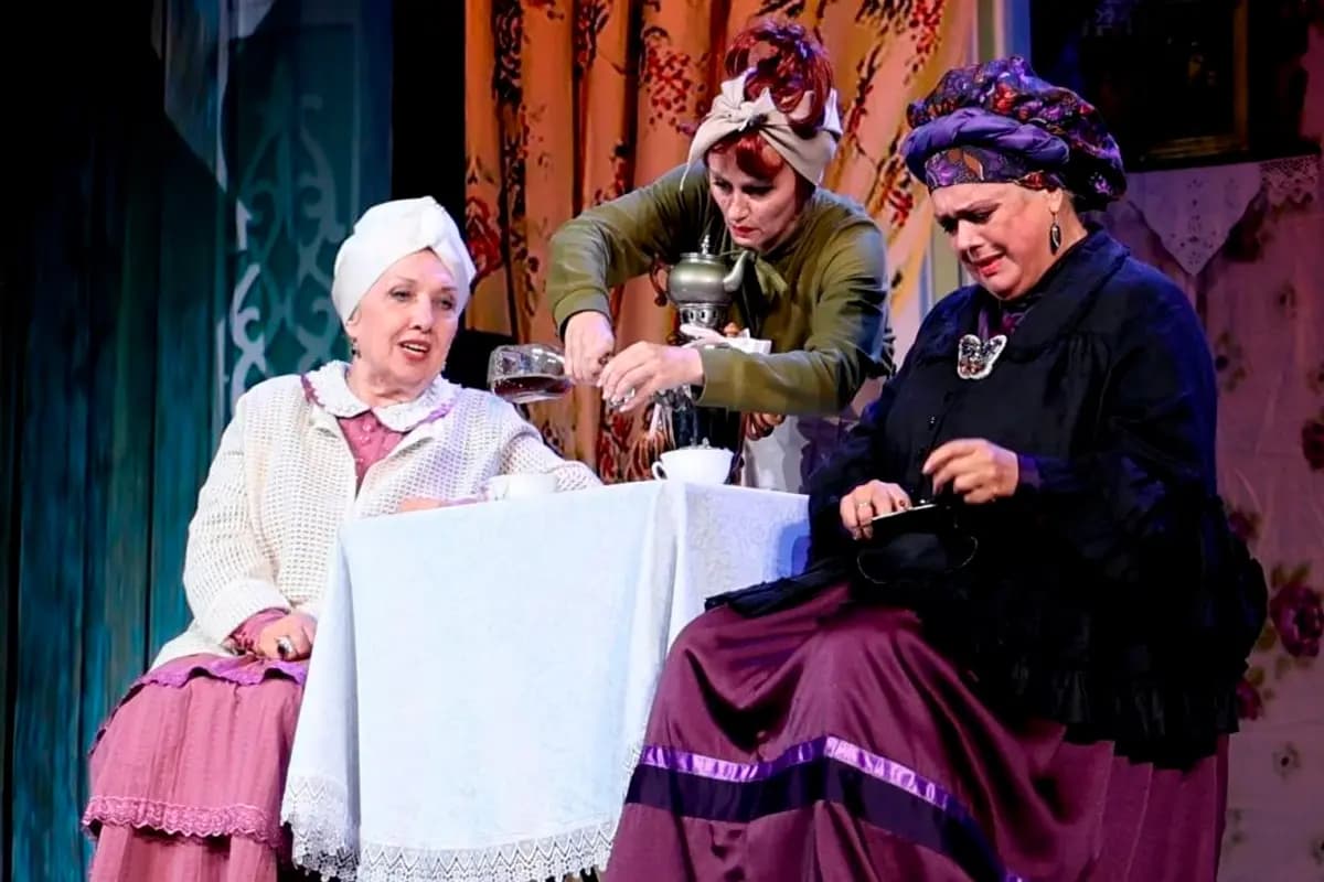 Не все коту масленица (ДК железнодорожников)